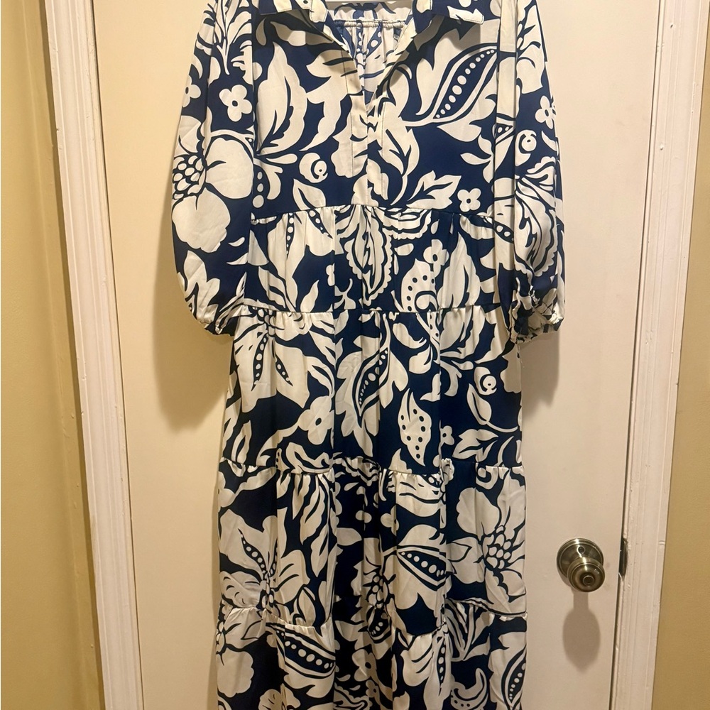 Umgee Navy and White Floral Dress